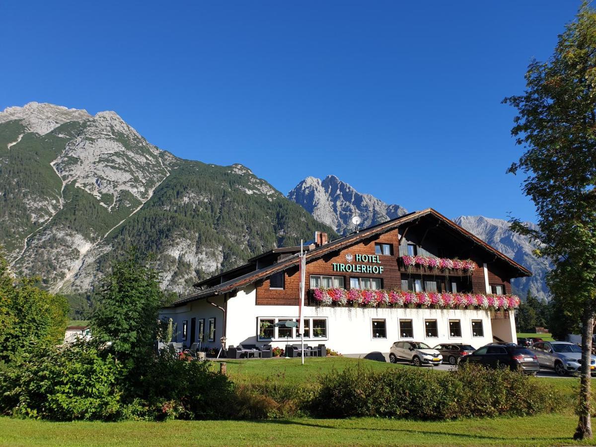 Hotel Tirolerhof Лойташ Екстер'єр фото